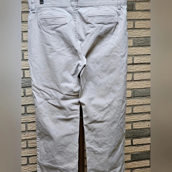 Gloria Vanderbilt Pants Sz 12 Short - Picture 3 of 9